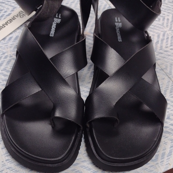 No Boundaries Black Strappy Sandals - Picture 7 of 9
